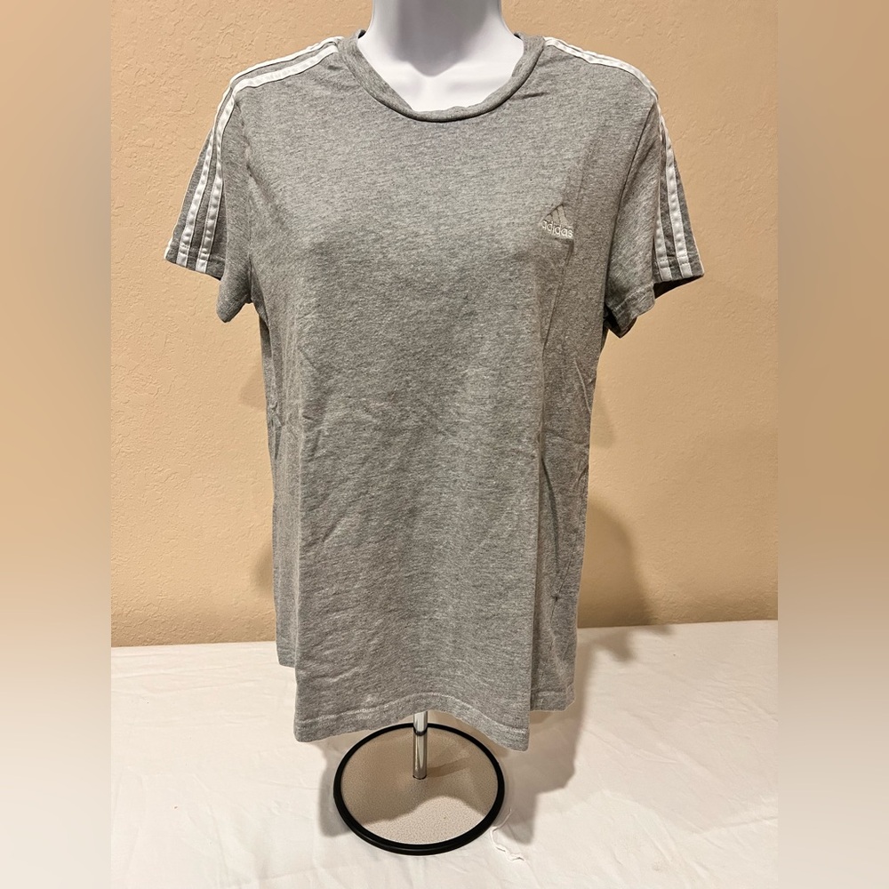 Women's Essentials Slim 3-Stripes Tee Size Large